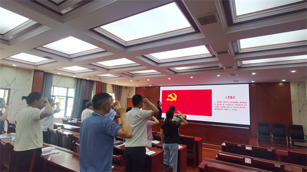 党建引领筑防线  严守赛纪显担当